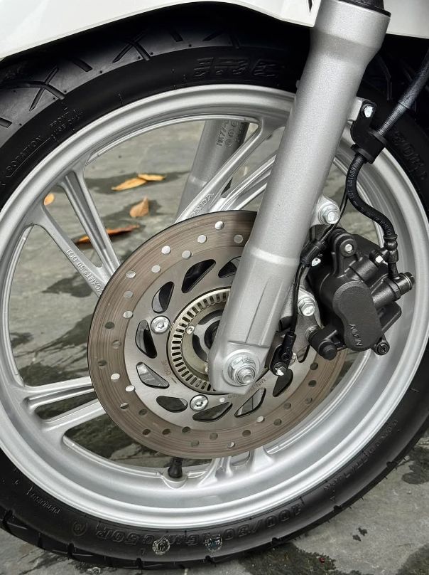 phanh-xe-sh-160-2025