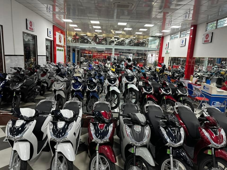 mua-xe-tra-gop-phat-tien