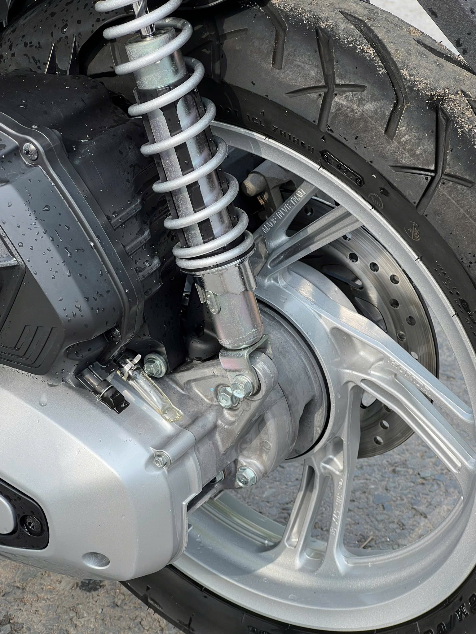 mau-xe-sh-125i-hop-phong-thuy