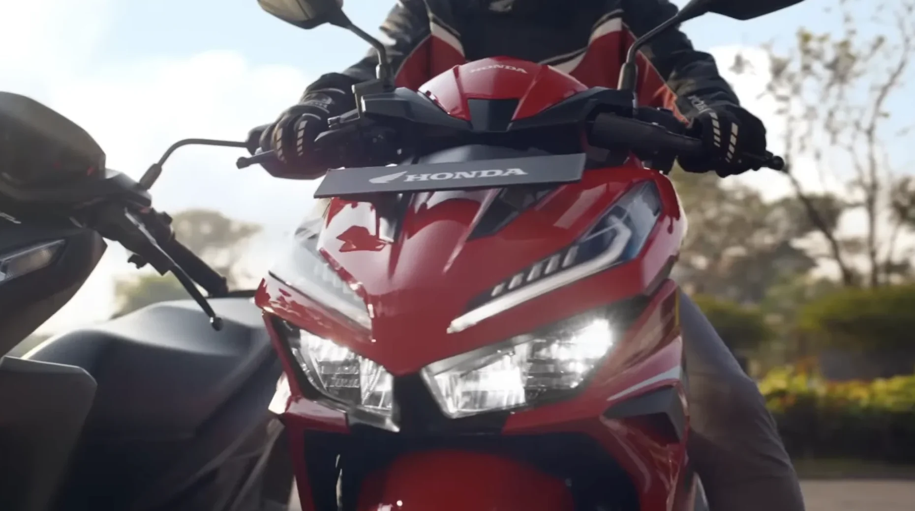 mat-na-truoc-honda-vario-125-nk