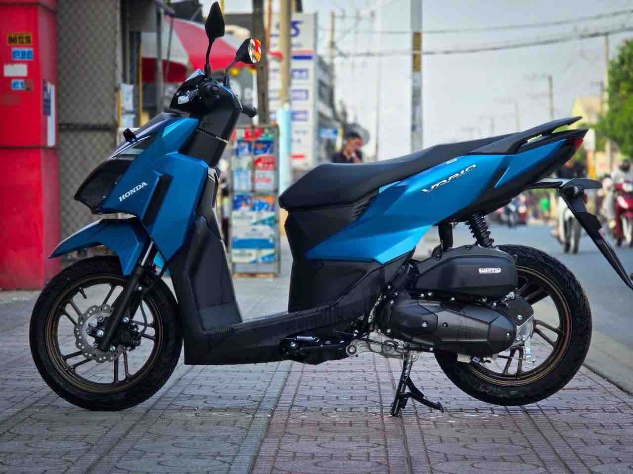 mua-honda-vario-160-2026-nhap-khau-tra-gop